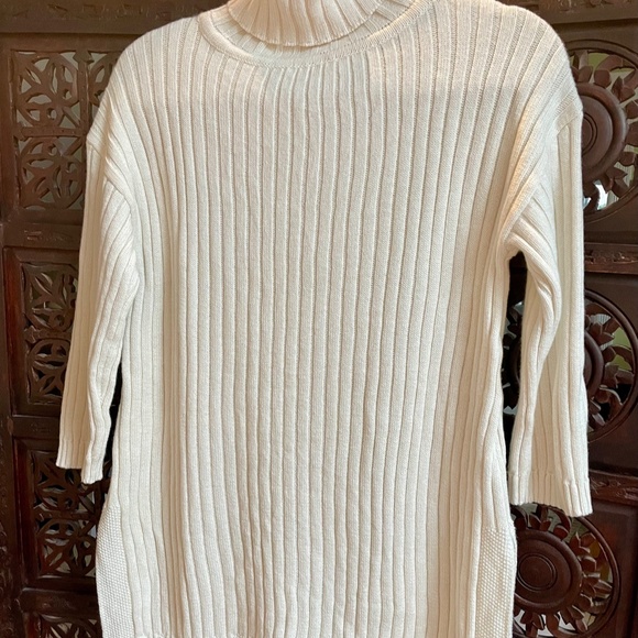Simple Wool & Cotton Sweater in Ivory - Picture 6 of 8